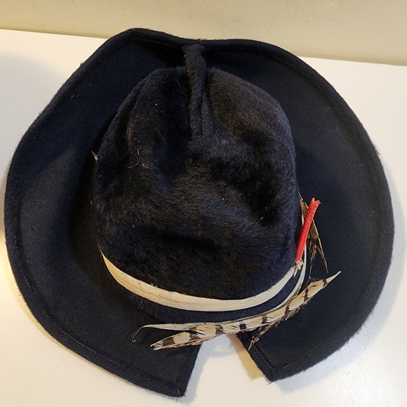 Adolfo Realites Paris Chic Navy Blue Boody  Hat with Feather